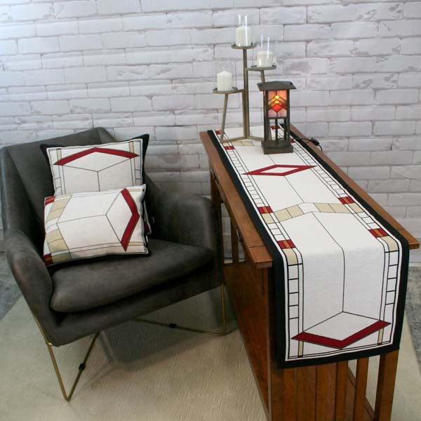 Graycliff Diamond Window Table Runner image 2