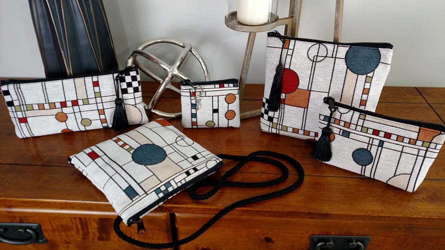 Rennie & Rose exclusive Circle Study Accessories - Pencil - Coin - Abby - Zip Accessoires 