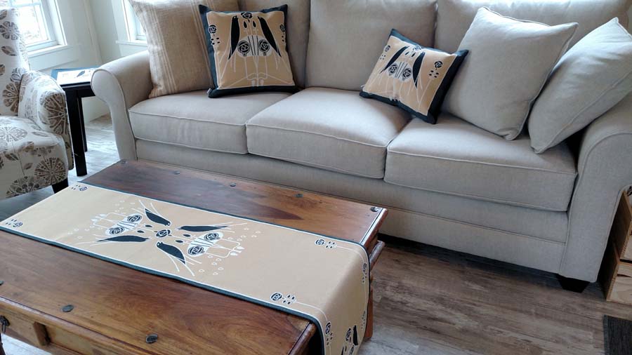Birds of a Feather Table Runner