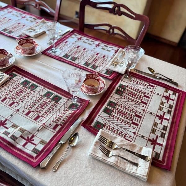 Prairie Christmas Table Runner 
