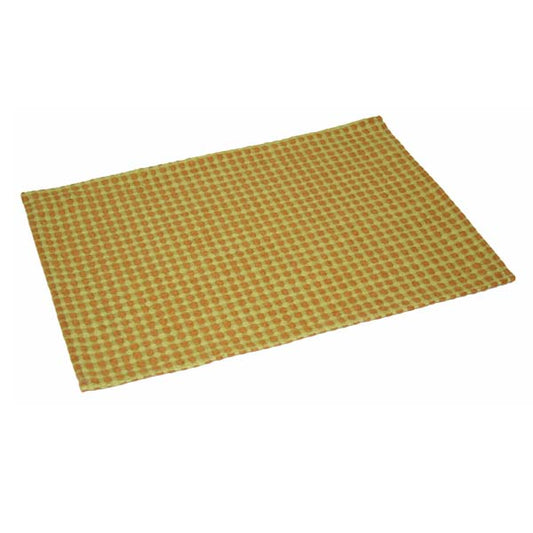 Linen-cotton placemat with timeless grid pattern, versatile for rustic or elegant table décor